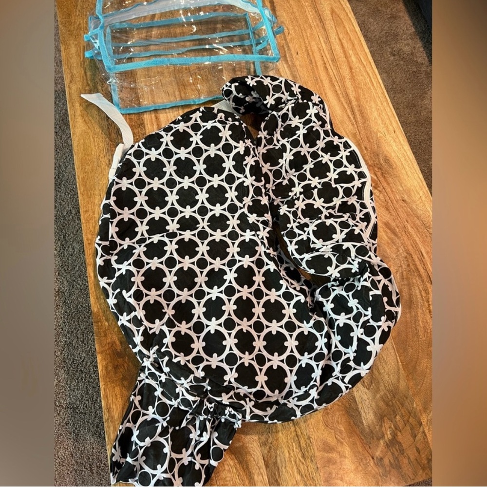 Great Condition MyBrestFriend Inflatable Nursing Pillow